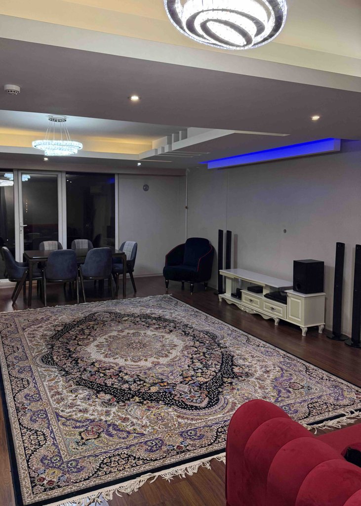 آپارتمان سه خوابه  پرواز ١