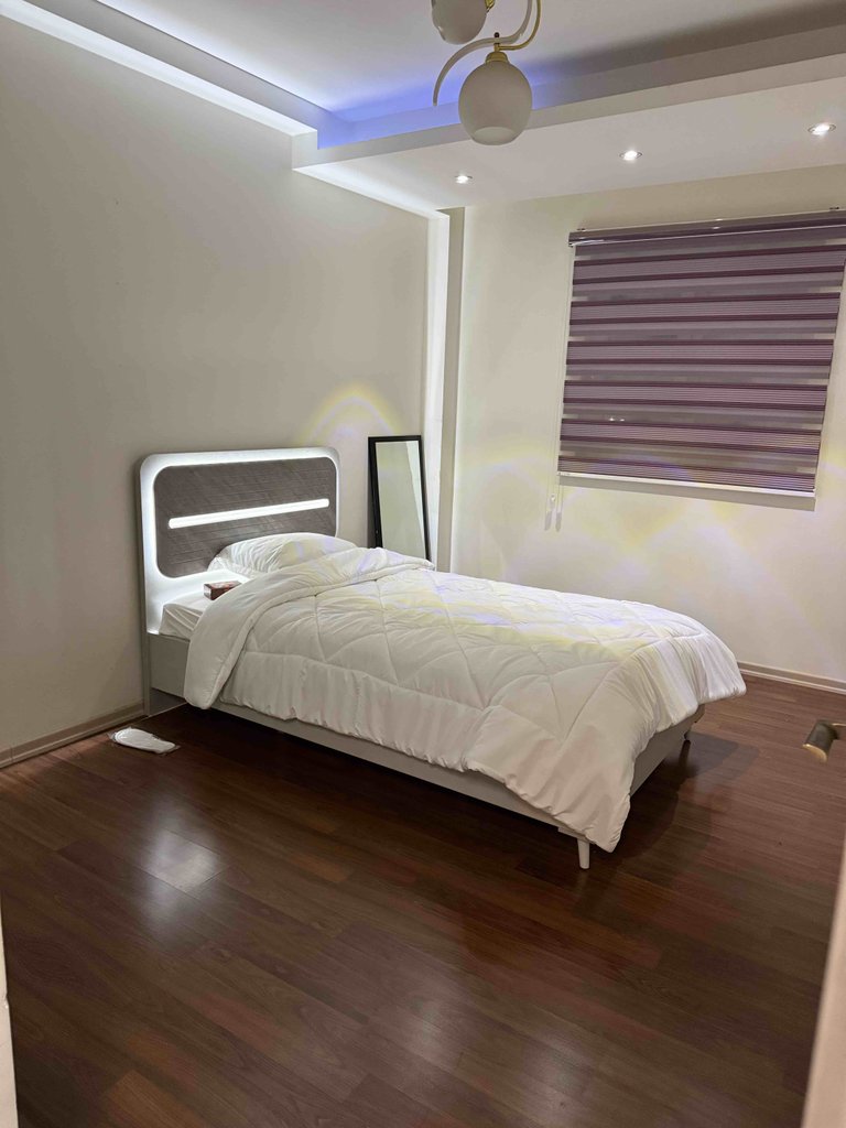 آپارتمان سه خوابه  پرواز ١