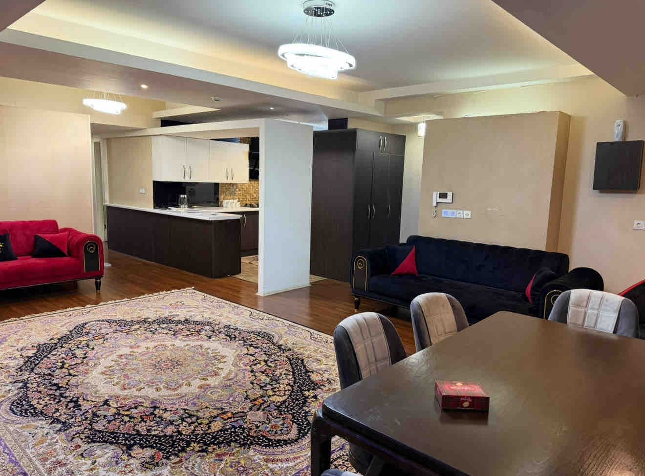 آپارتمان سه خوابه  پرواز ١