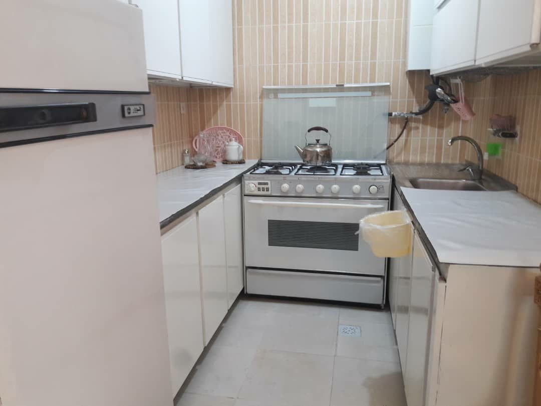 آپارتمان یک خوابه نیکنام