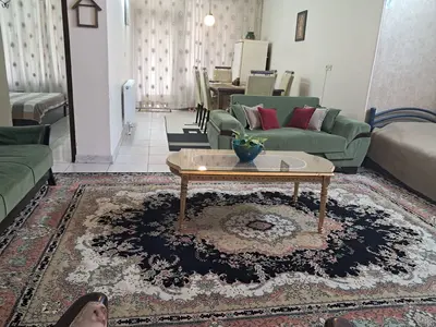 آپارتمان یک خوابه نیکنام