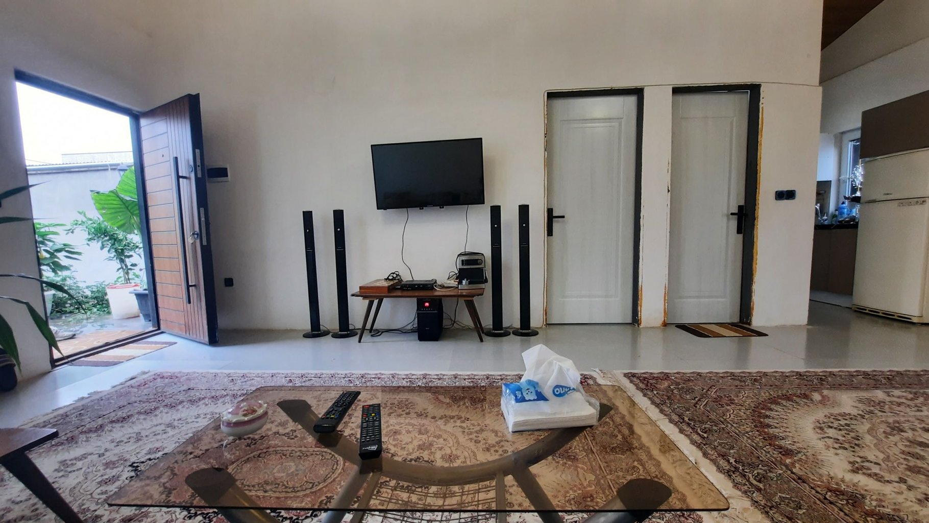 یک خوابه باغچه سبز