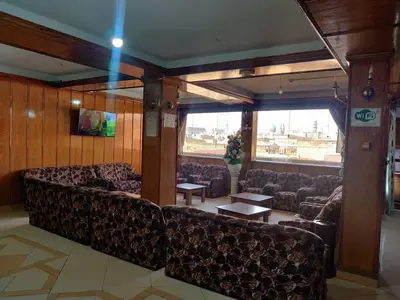 مجتمع اقامتی مقدم - واحد دوخوابه شش نفره