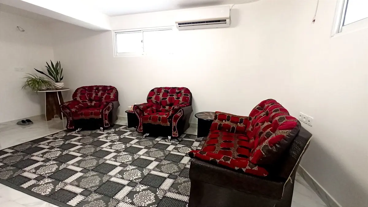 دوخوابه گیلان گرد - پذیرایی