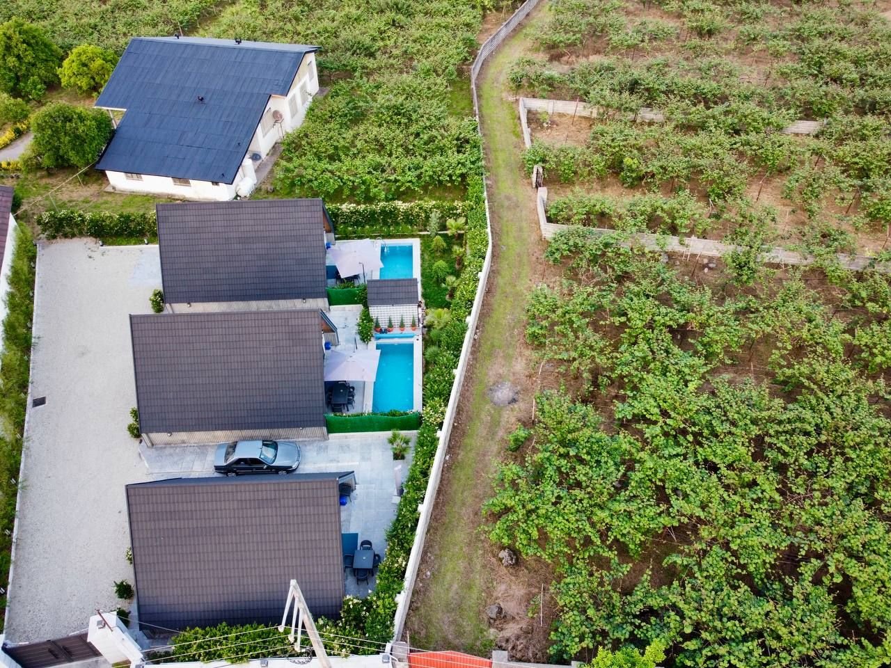 دوخوابه سوئیسی استخردار گاردن ویلا 3