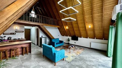 کلبه دوخوابه سوئیسی استخردار گاردن ویلا 3