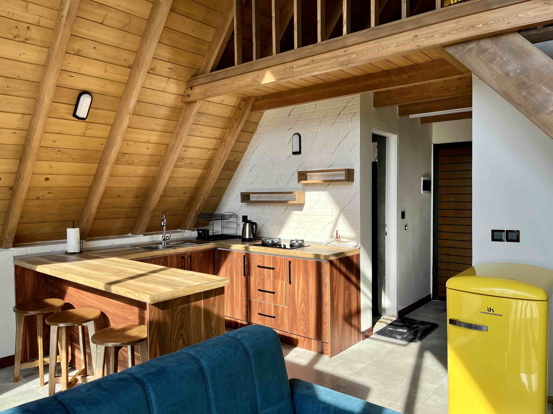 دوخوابه سوئیسی گاردن ویلا 1