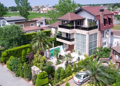 ویلا چهارخوابه استخردار آبگرم باران 2