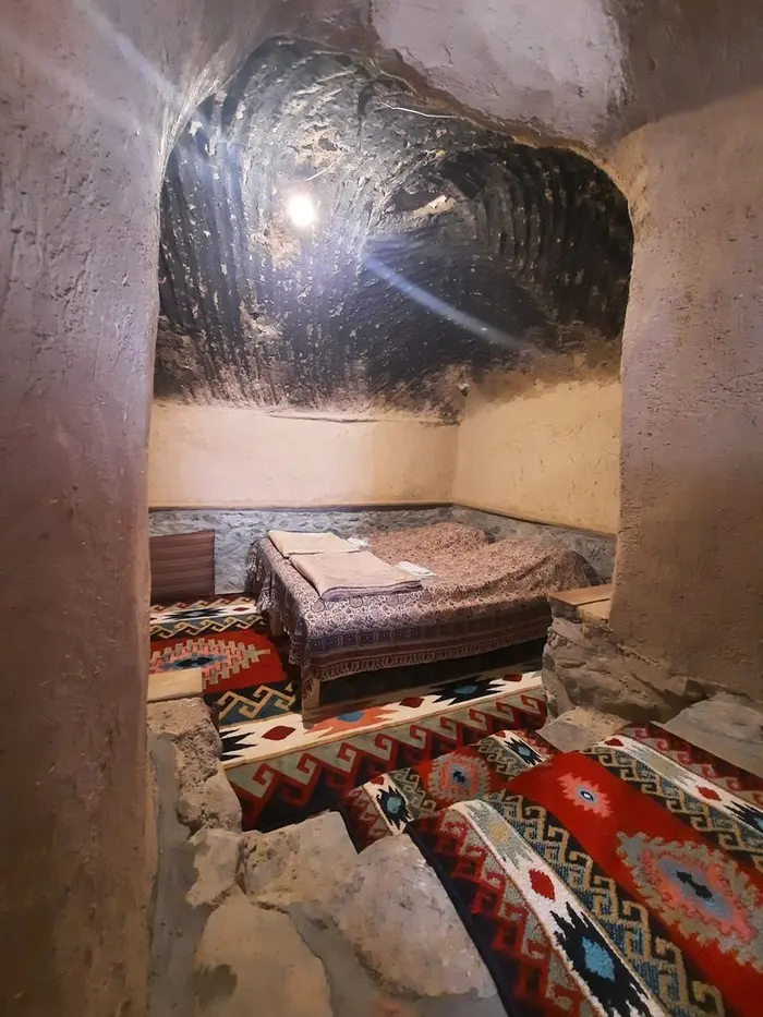 اقامتگاه سنتی افوشتا - واحد کاریزا