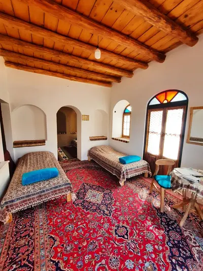 اقامتگاه سنتی افوشتا - واحد خوش نشین