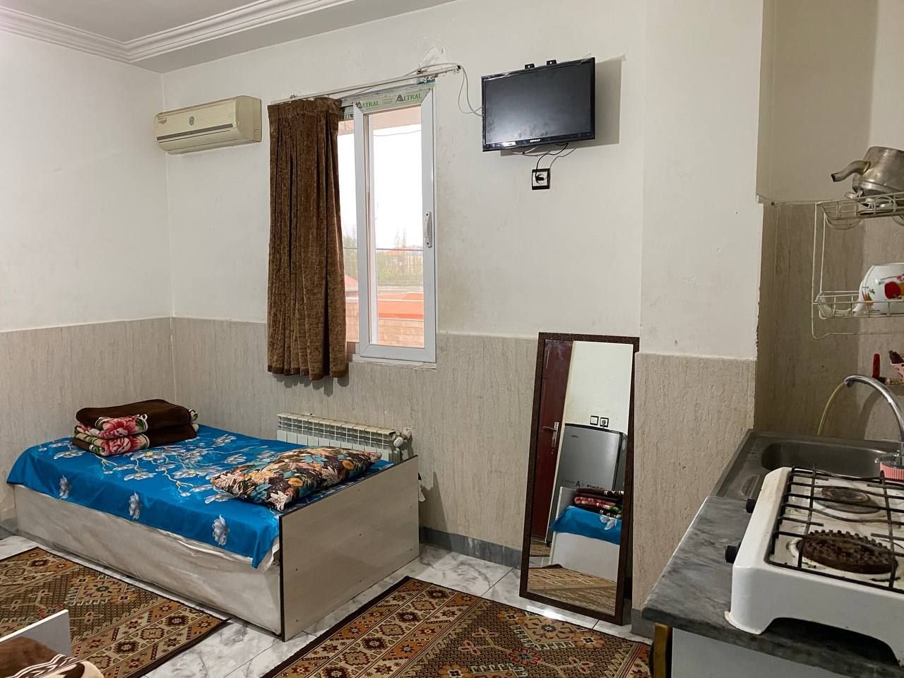 آپارتمان احسان - واحد 102