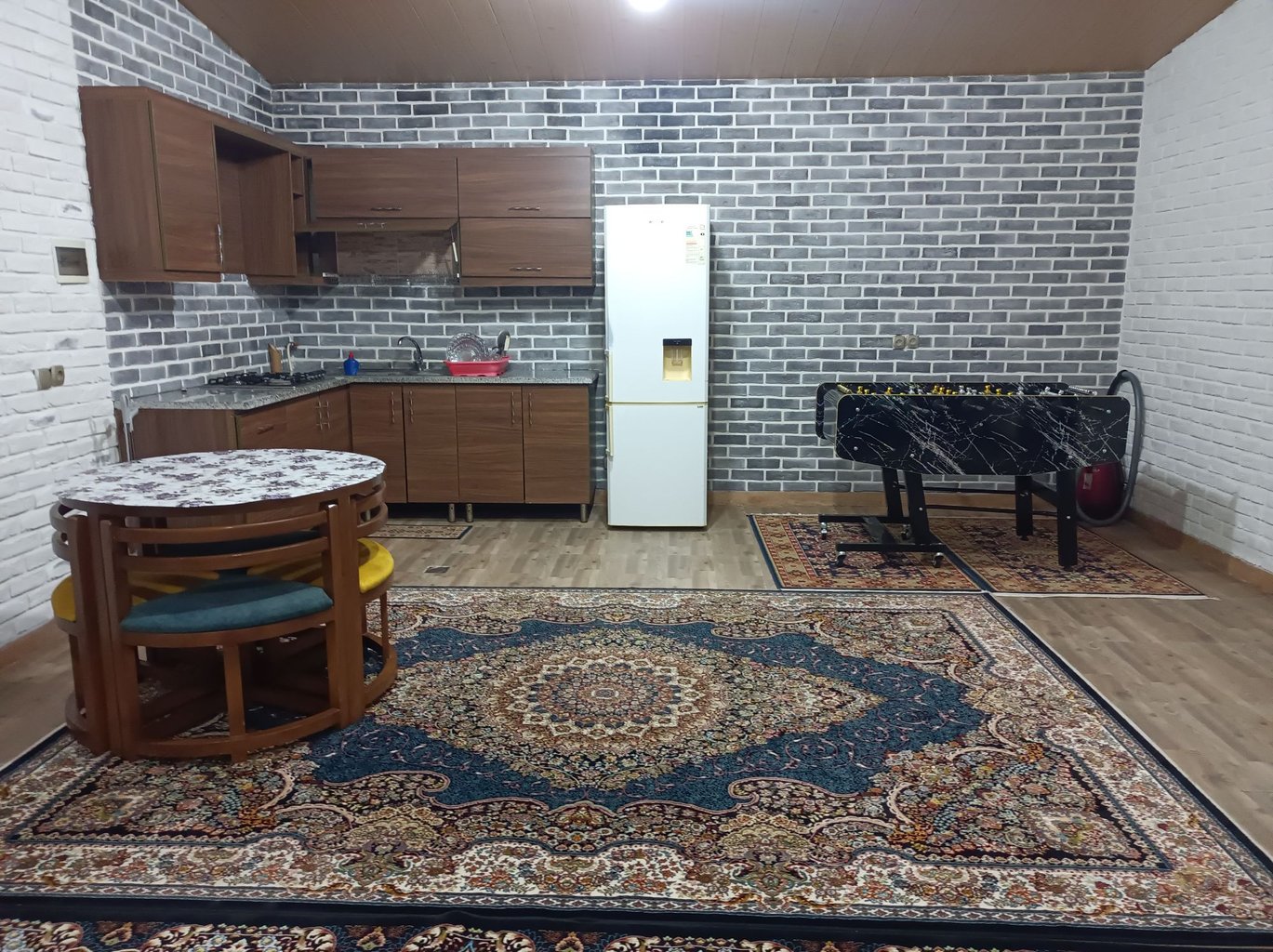 ویلا دوخوابه استخردار آبگرم طاها آرشا