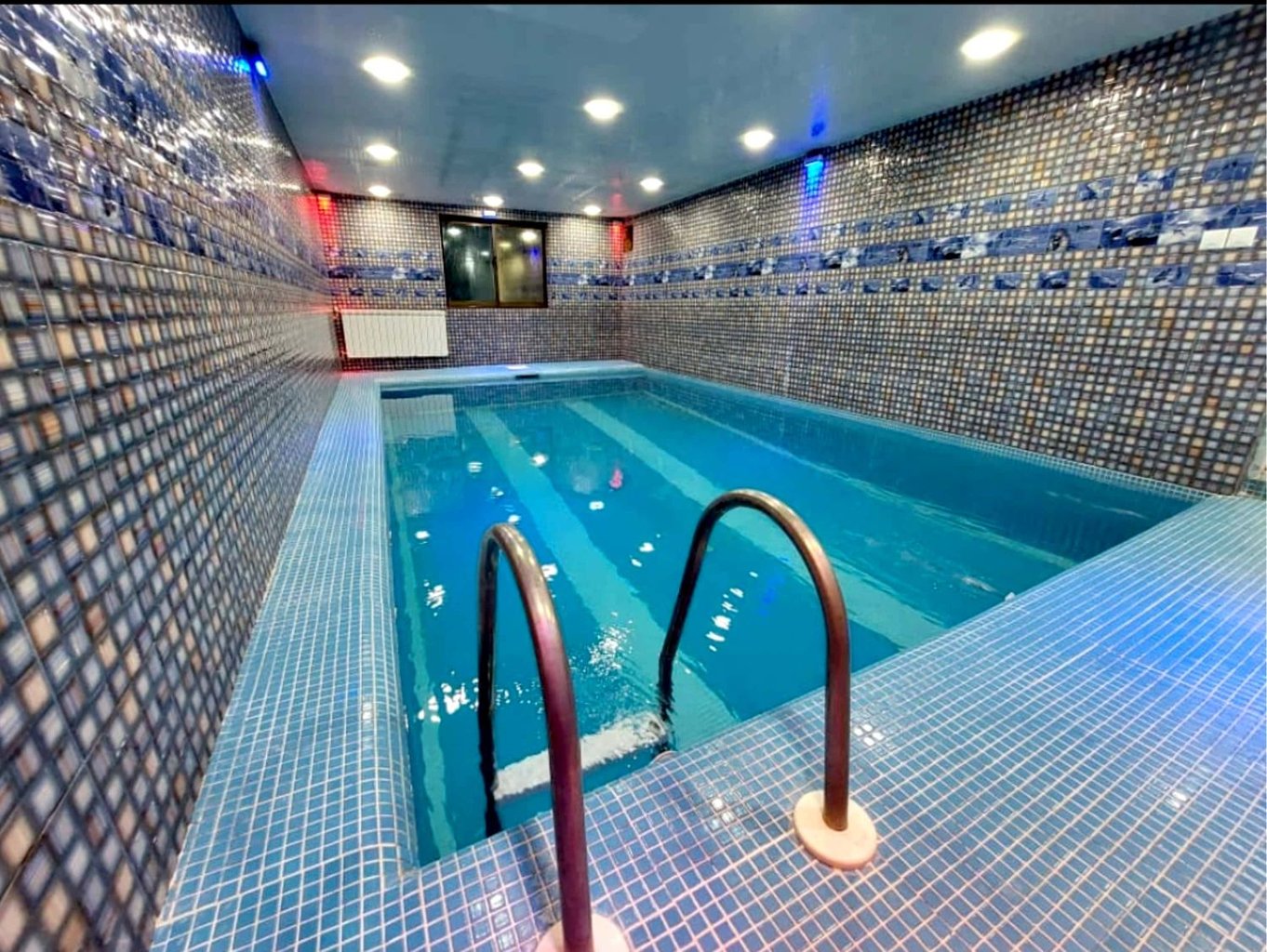 دوخوابه استخردار آبگرم سیادتی