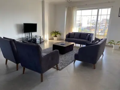 ویلا سه خوابه ساحلی سفید