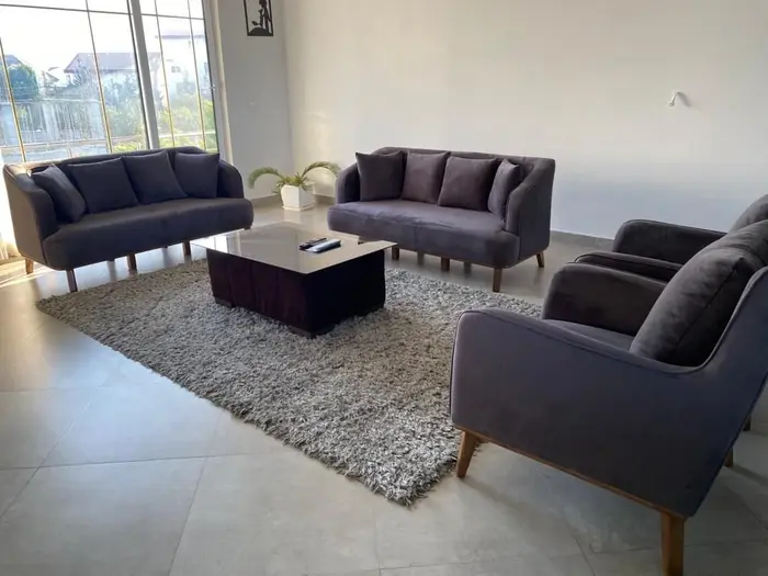 ویلا سه خوابه ساحلی سفید