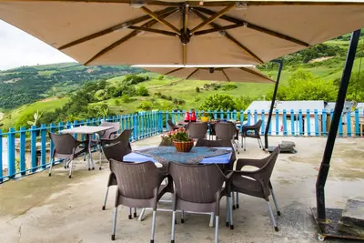 بومگردی بام ساسنگ مینودشت - واحد بهار خواب دو