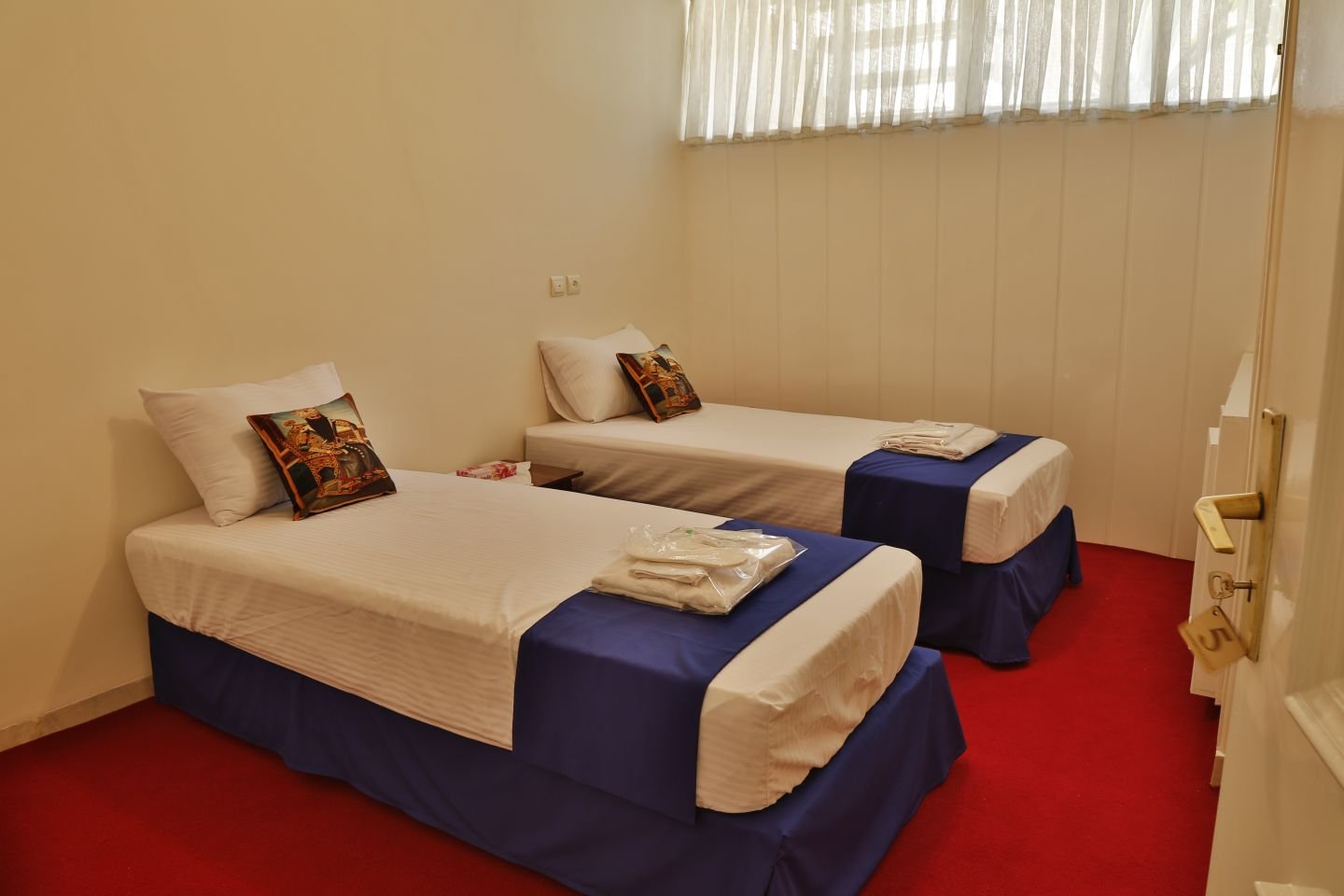 هاستل سرای دربکوشک - واحد 5