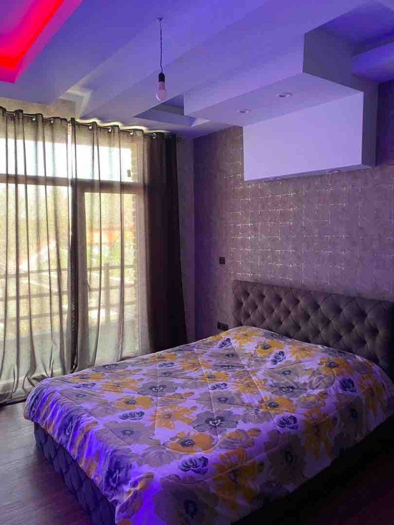 سه خوابه استخردار آبگرم شقایق