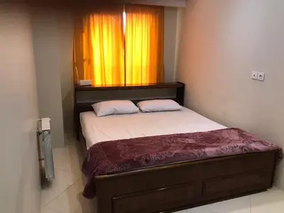 آپارتمان دوخوابه آگور 38 - میدان حر