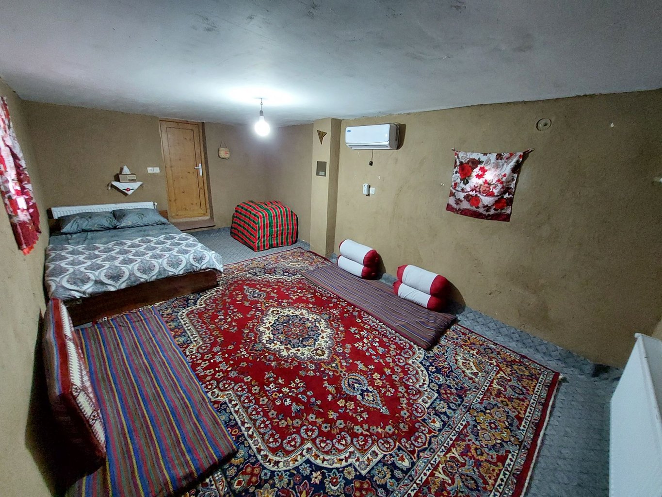 بوم گردی اقامتگاه گالش - واحد توسکا