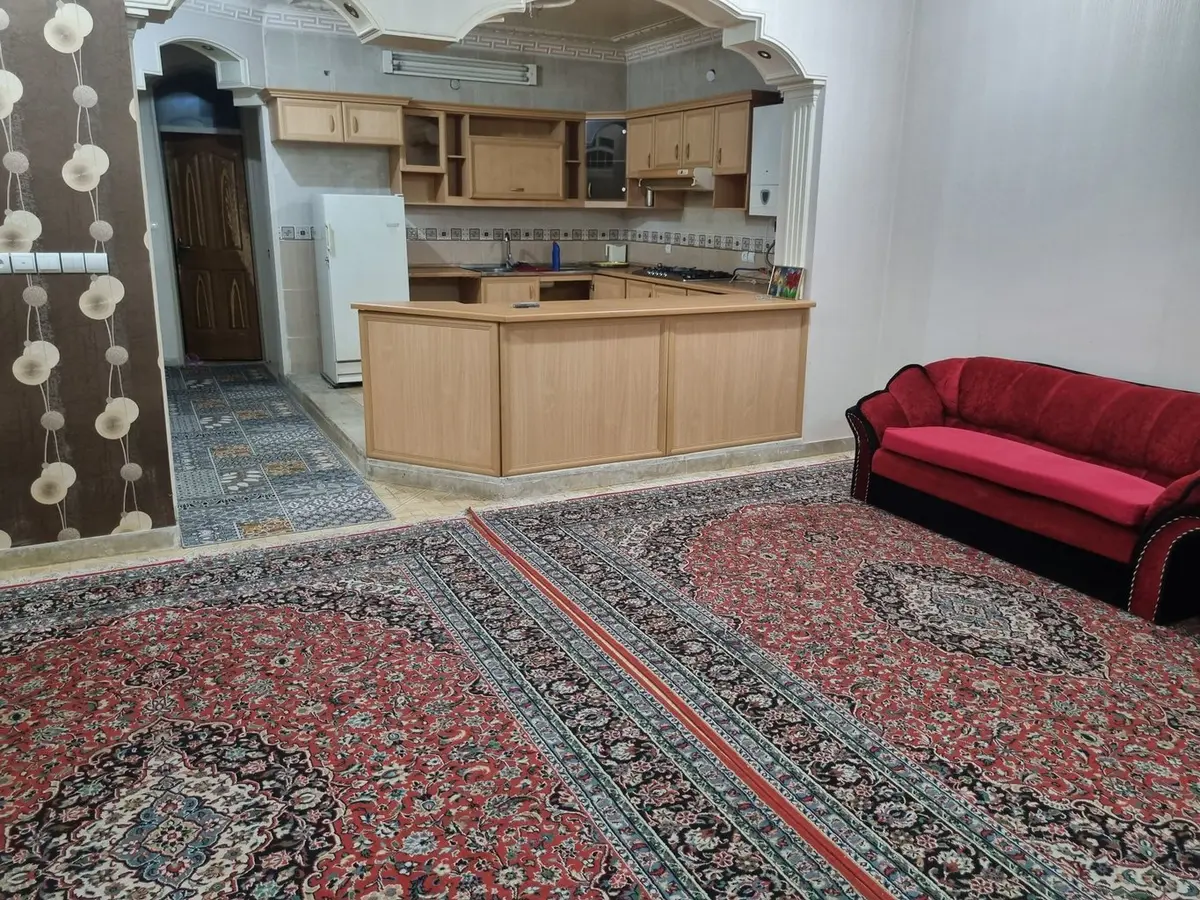 آپارتمان دوخوابه میدان قبله