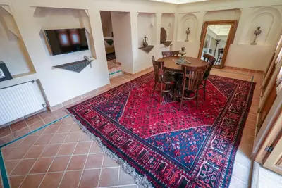 اقامتگاه سنتی سرای قجر - واحد 114