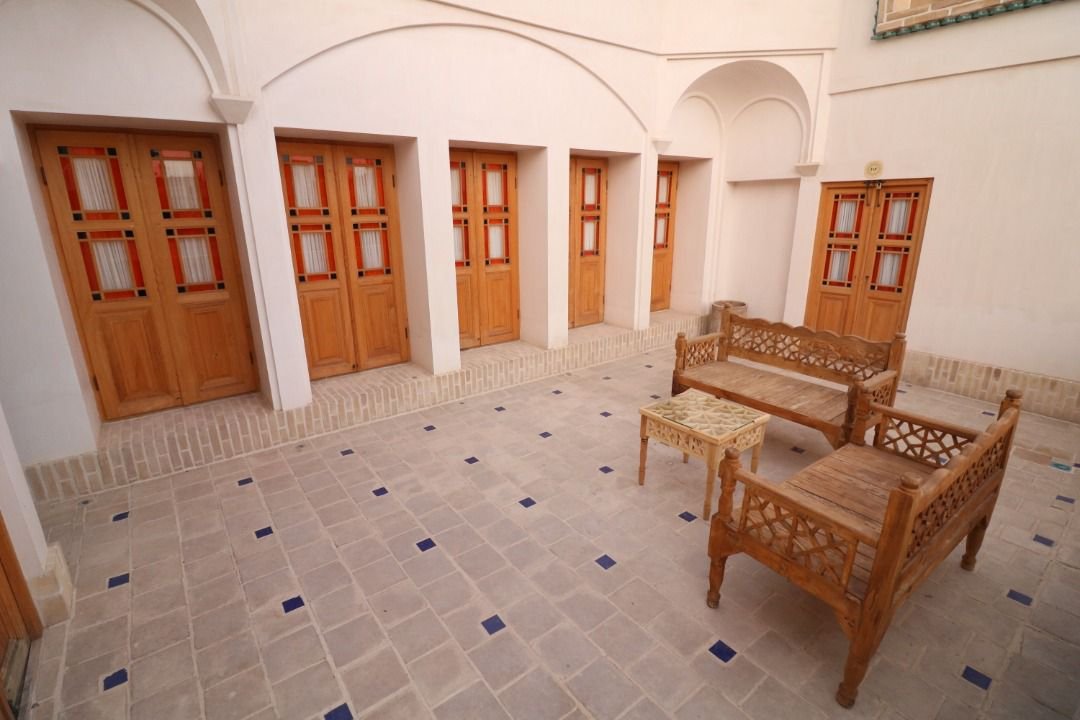 اقامتگاه سنتی سرای قجر - واحد 114