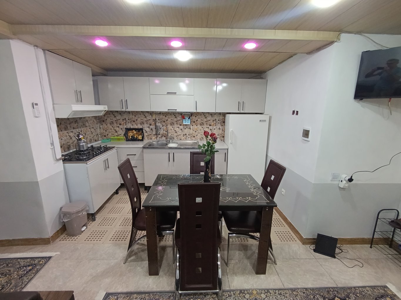 آپارتمان یک خوابه زمانه