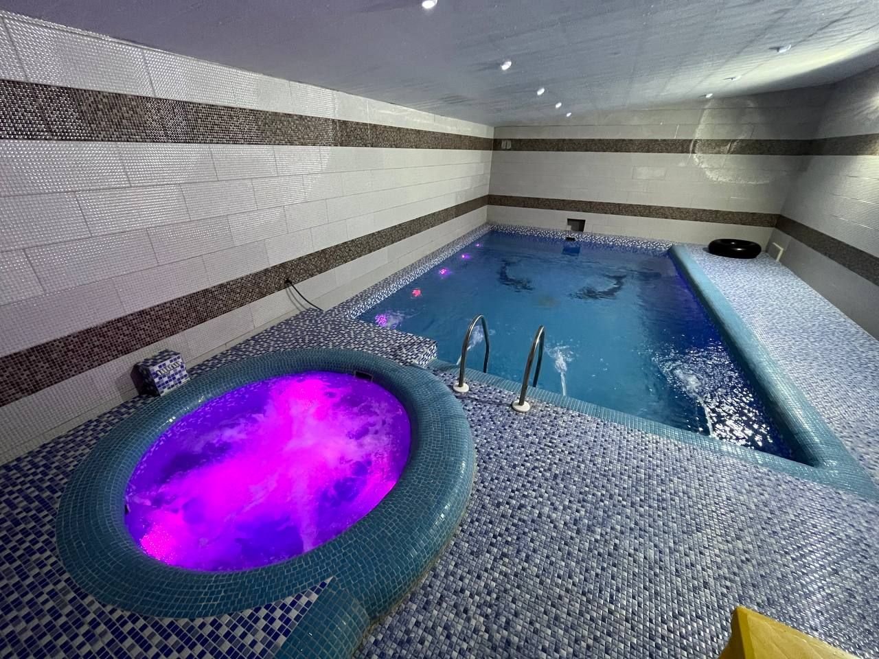 سه خوابه دوبلکس استخردار آبگرم پانی