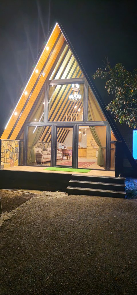 کلبه یک خوابه جکوزی دار جنگلی سوتکا