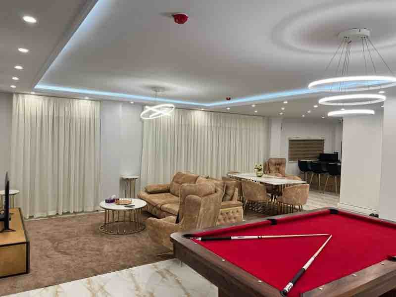 آپارتمان سه خوابه جکوزی دار مینا رویال میرداماد