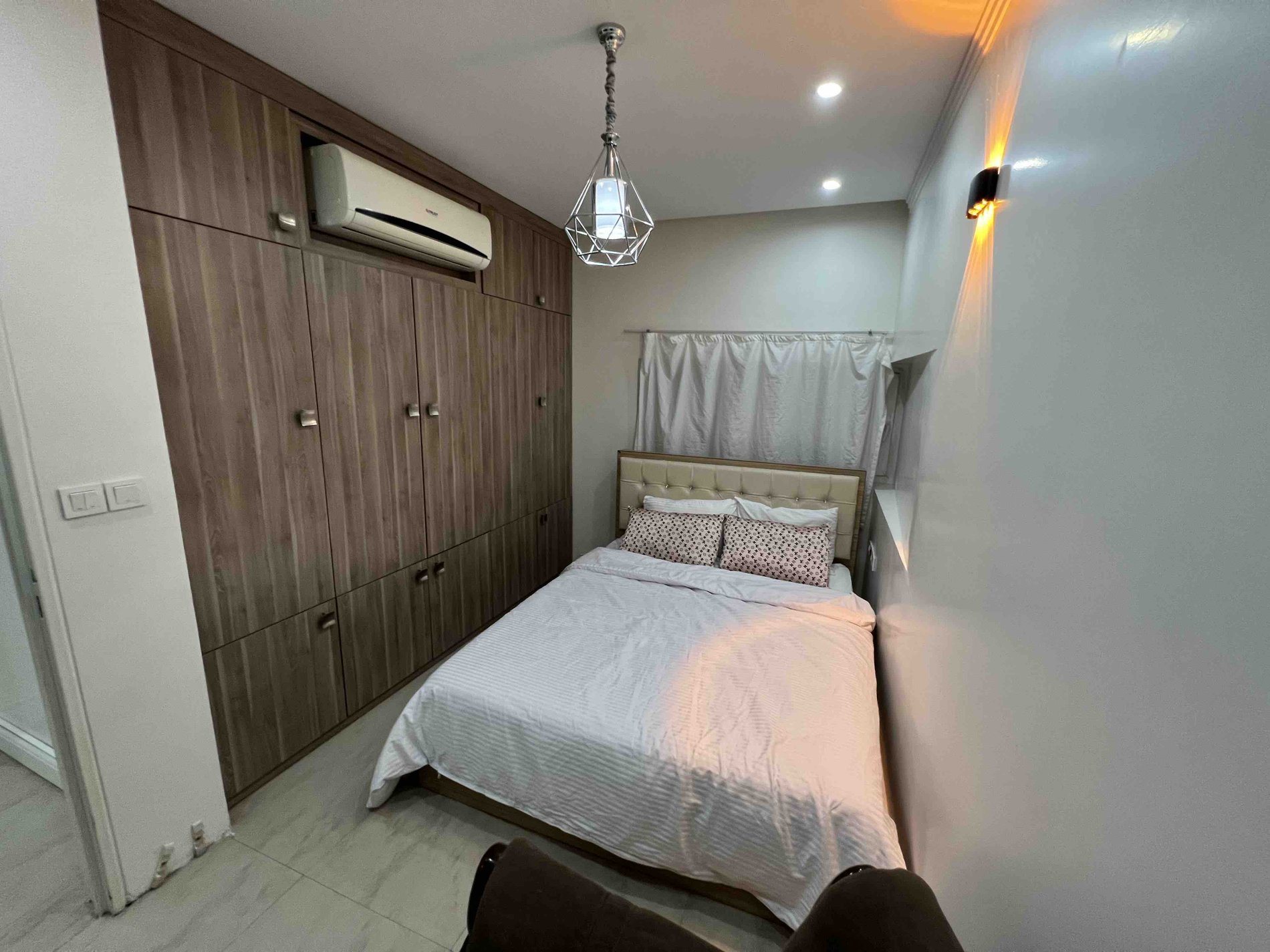 آپارتمان یک خوابه مینا میرداماد 8