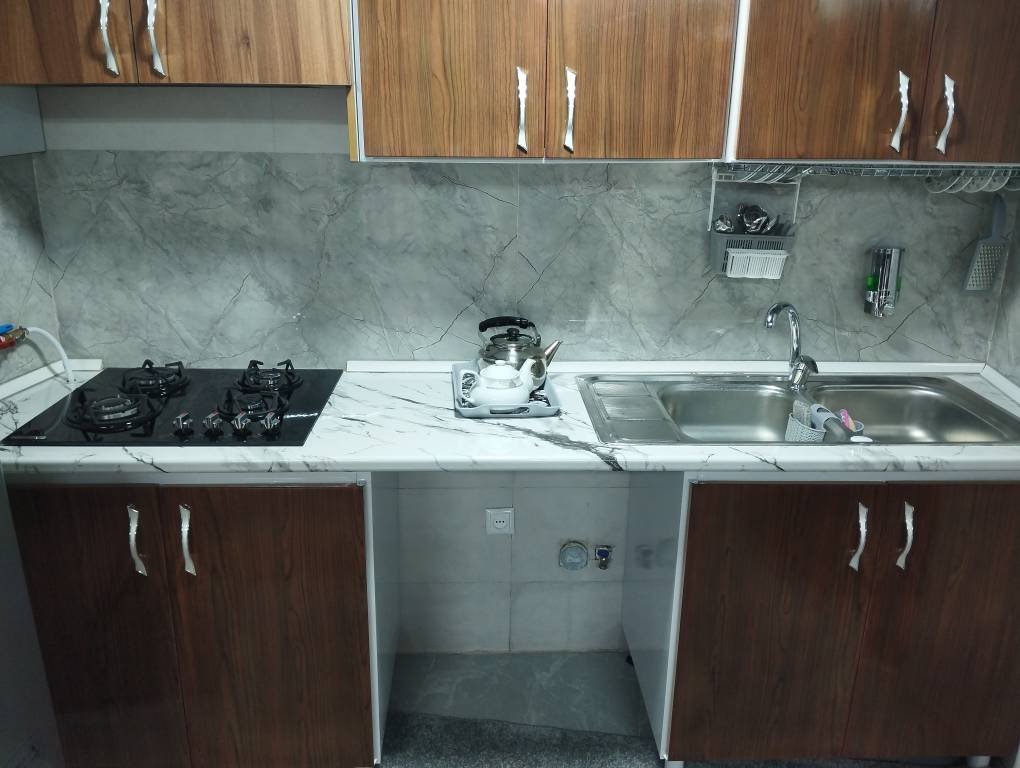 کلبه یک خوابه سوئیسی رز گاردن