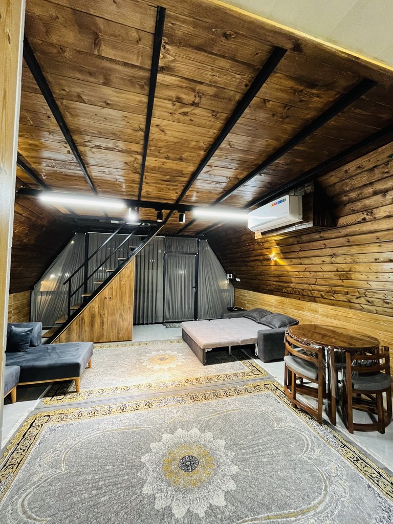 کلبه یک خوابه سوئیسی رز گاردن