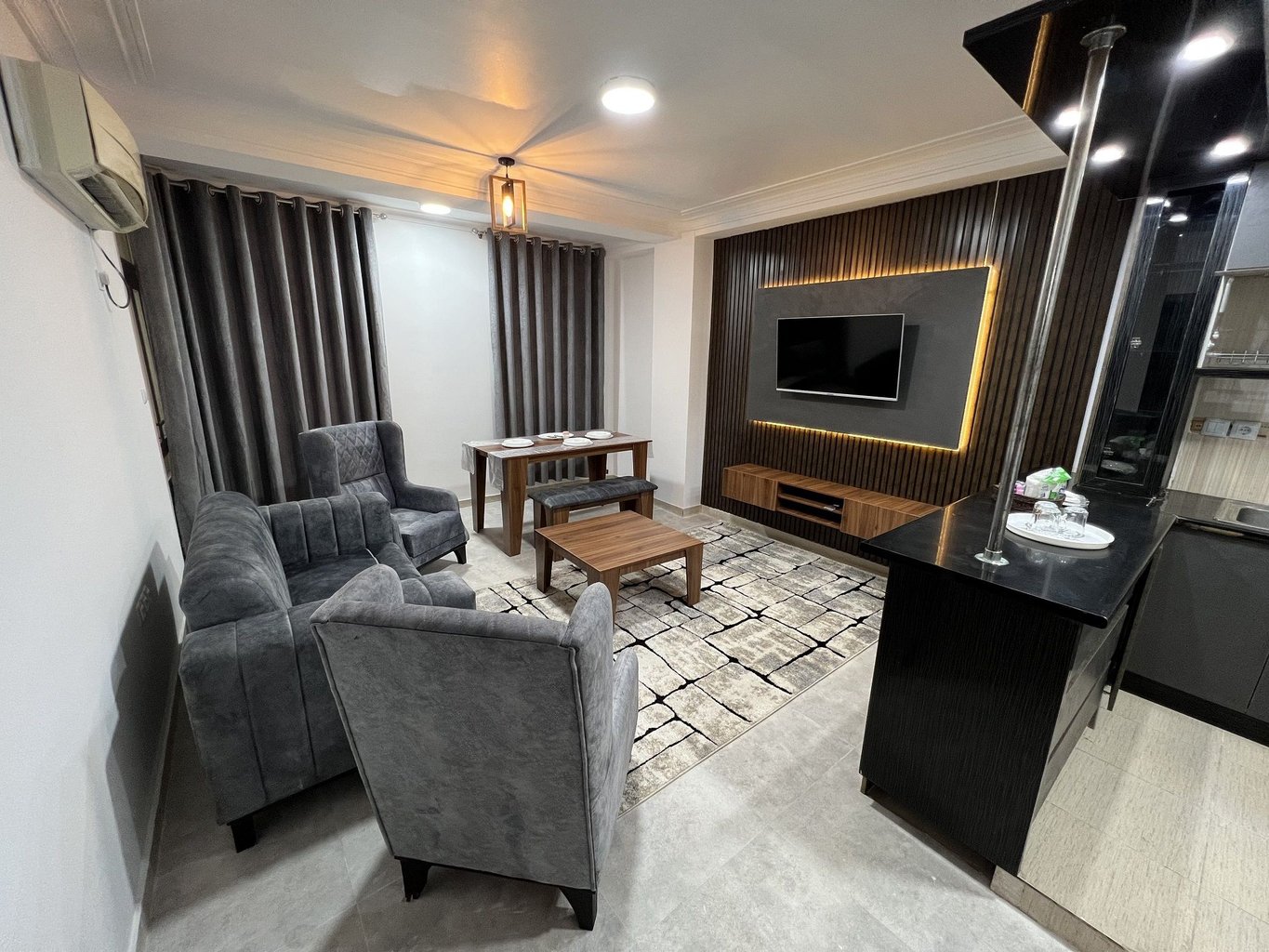 یک خوابه سام ایسلند