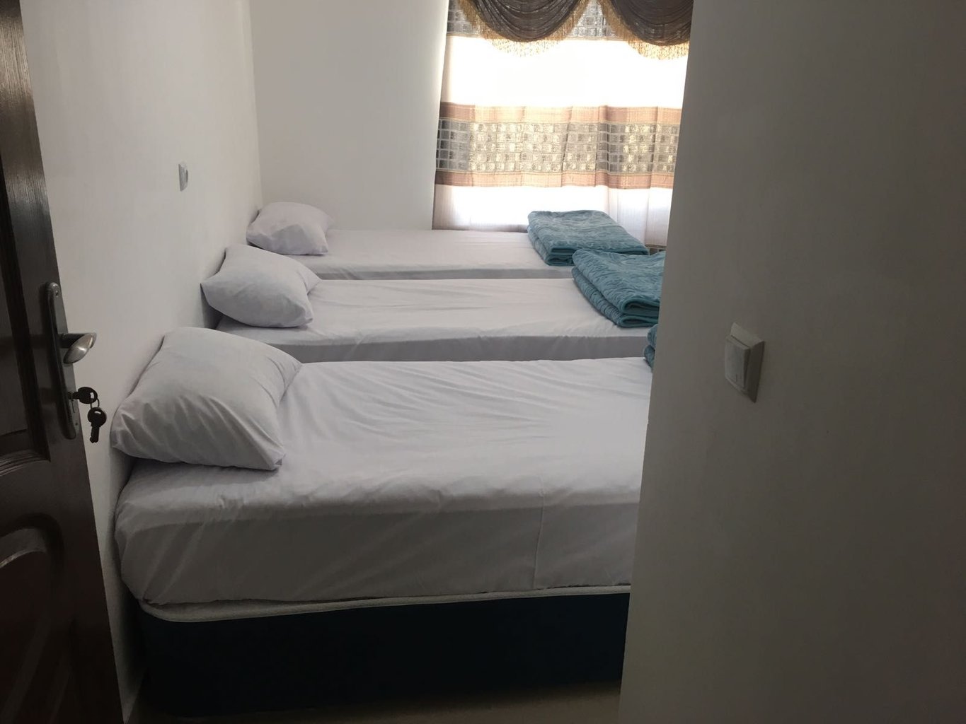 دوخوابه سام ۱ واحد 8