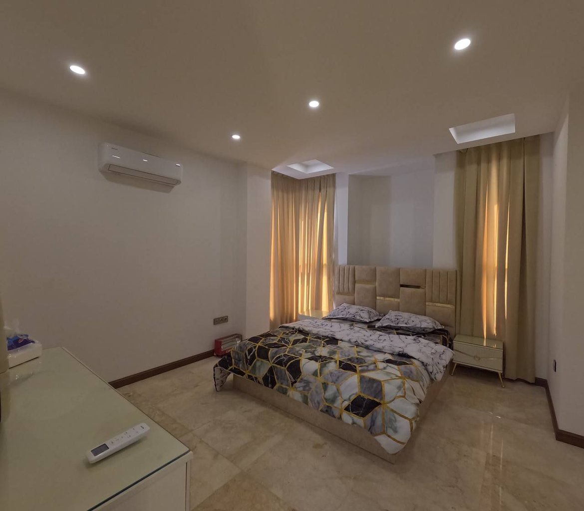 چهارخوابه تریپلکس استخردار آبگرم رویای آبی F3