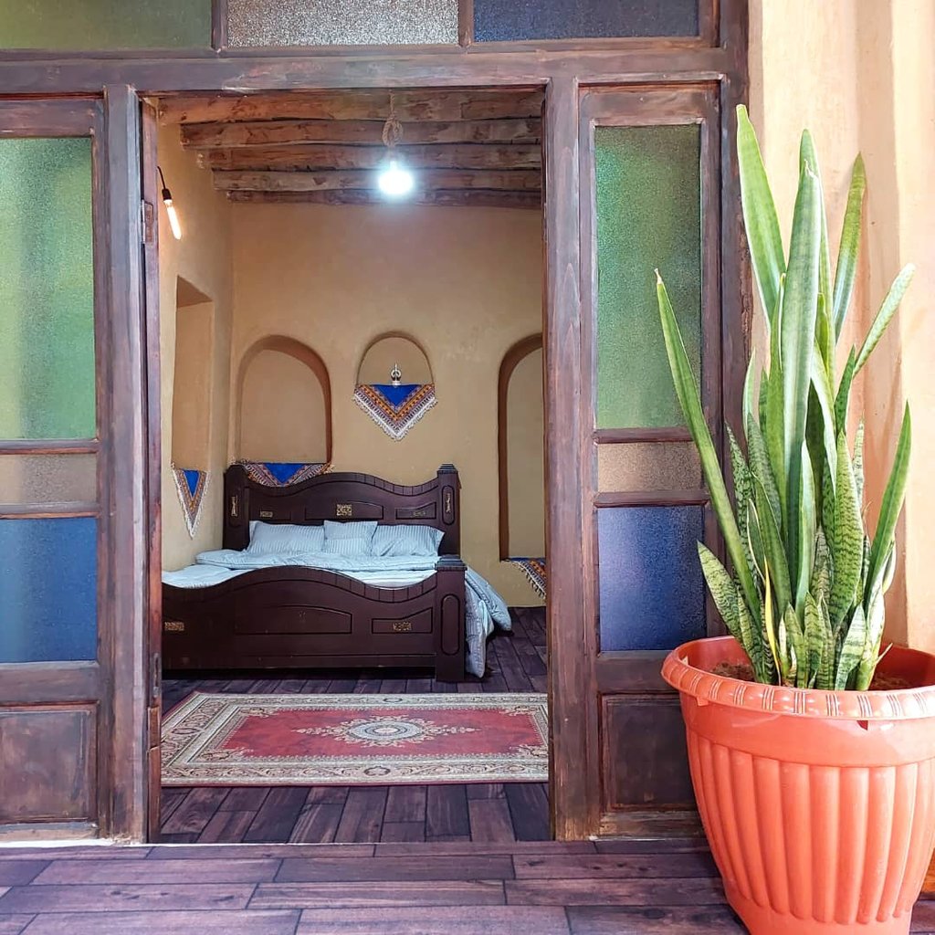 ویلا سه خوابه سنتی استخردار خونه مادربزرگ