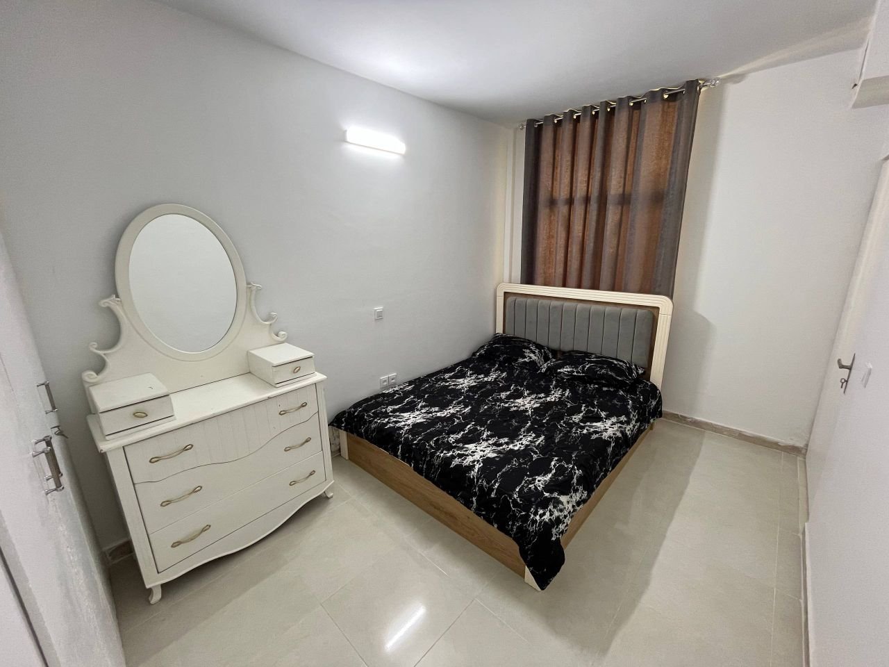 آپارتمان یک خوابه شادرو میدان شهدا