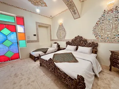 بومگردی عمارت ماهور- واحد سه تخته قیصریه