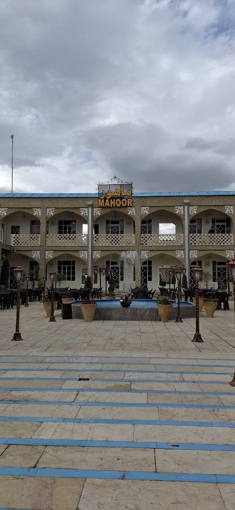 بومگردی عمارت ماهور - اتاق پنج تخته آئینه خانه