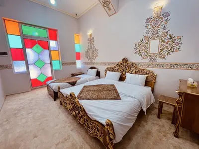 بومگردی عمارت ماهور 1 - واحد سه تخته چهارباغ