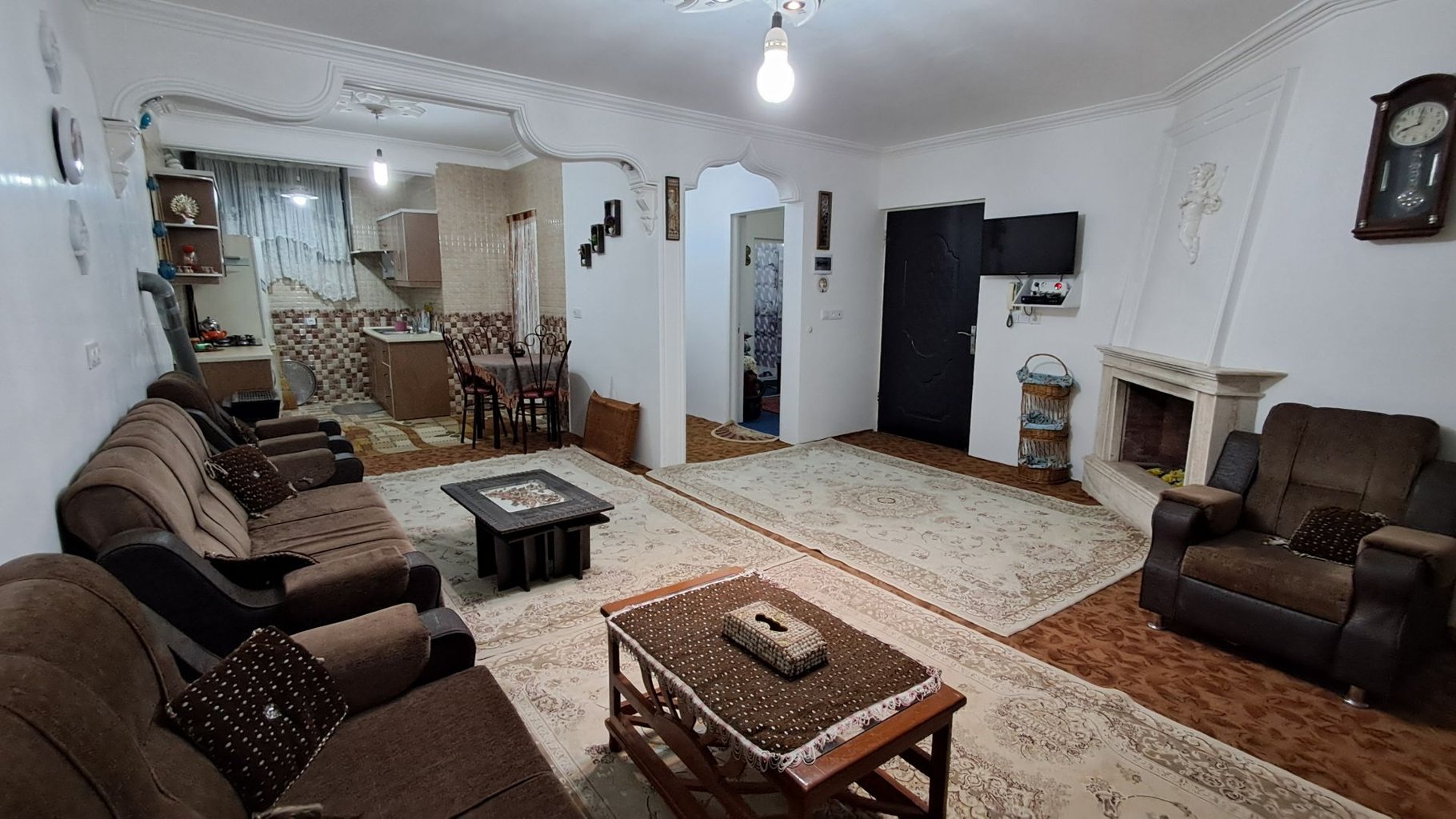ویلا دوخوابه کوهستانی حکمت