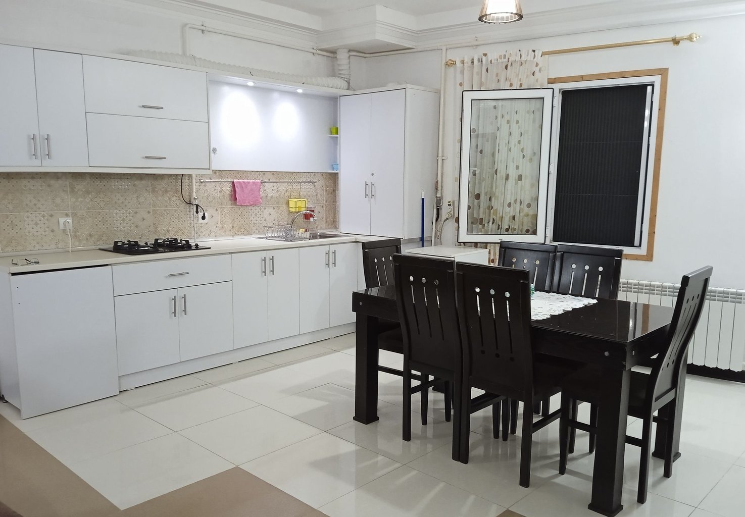 دوخوابه ساحل سفید