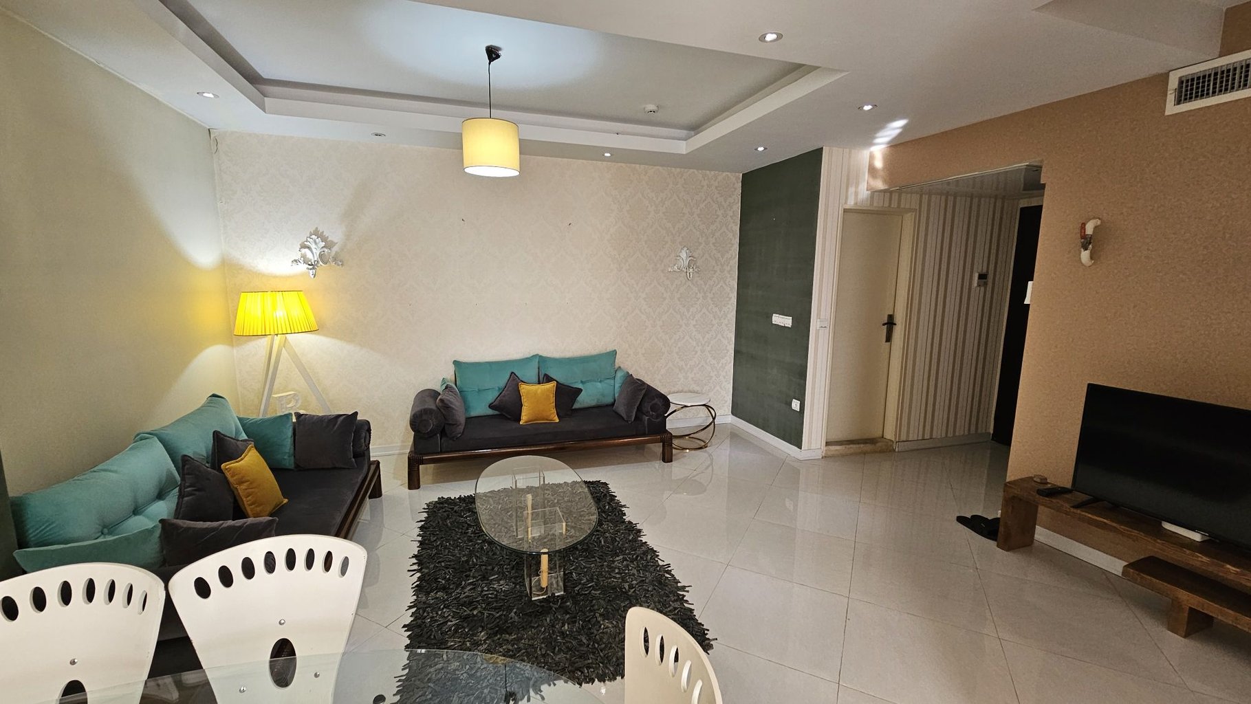 یک خوابه آسپادانا ۲۲ در شاهین شمالی