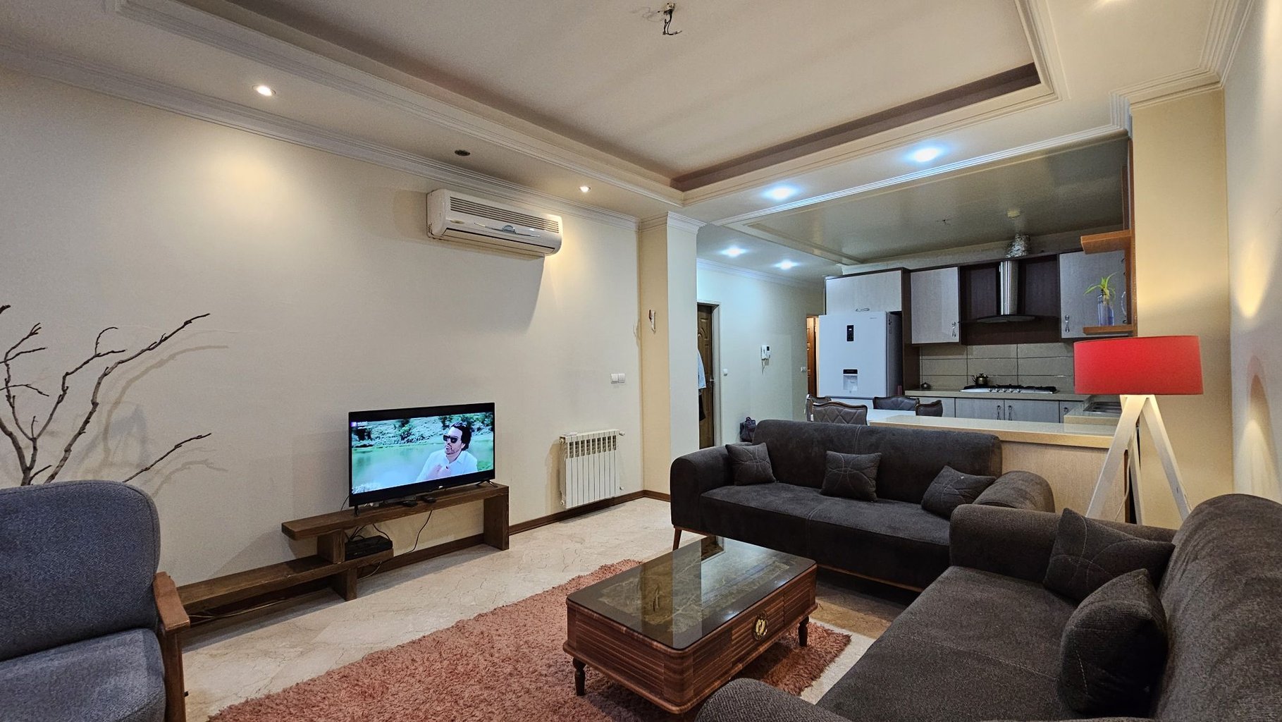 آپارتمان یک خوابه آسپادانا ۱۲ شاهین شمالی