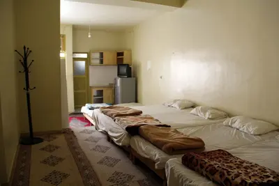 مسافرخانه آیدین - اتاق ۶