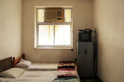 مسافرخانه آیدین - اتاق ۱