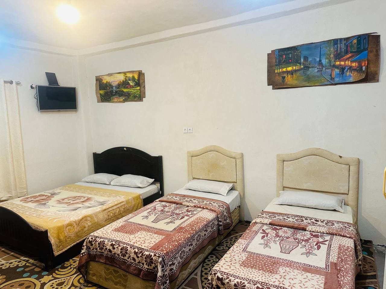 سوئیت فلت قلعه آفرینش قهوه ای