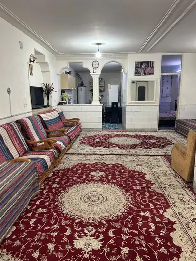 سوئیت یک خوابه عمو غلام پایین